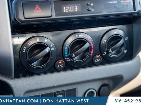 Used 2014 Toyota Tacoma 4x4 Double Cab image 11