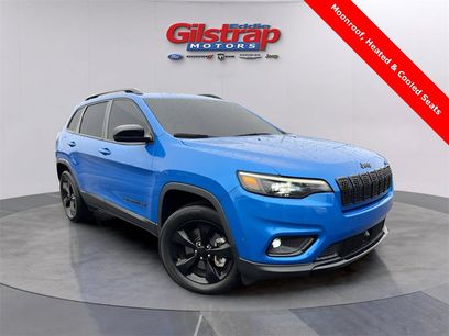 Used 2023 Jeep Cherokee Altitude Lux w/ Lux Elite Package