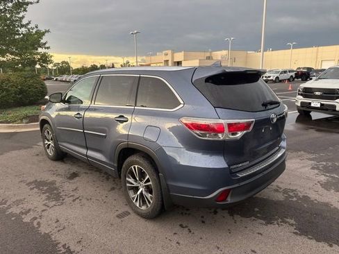 Used 2016 Toyota Highlander XLE w/ Protection Package #3 AWD/4WD image 4