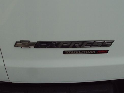 Used 2014 Chevrolet Express 1500 LT w/ LT Preferred Equipment Group image 38