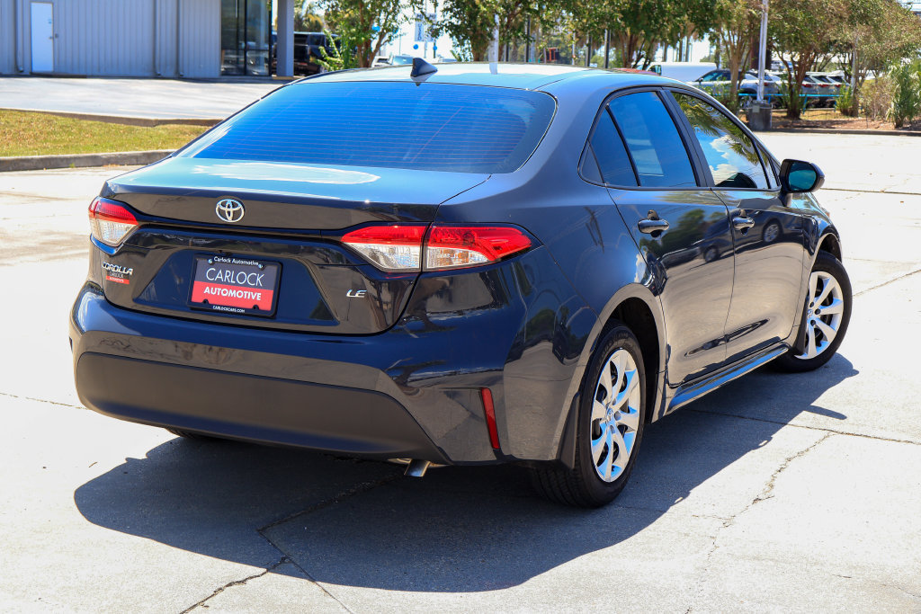 Used 2026 Toyota Corolla LE FWD image 3