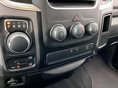 Used 2021 RAM 1500 Classic Warlock image 32