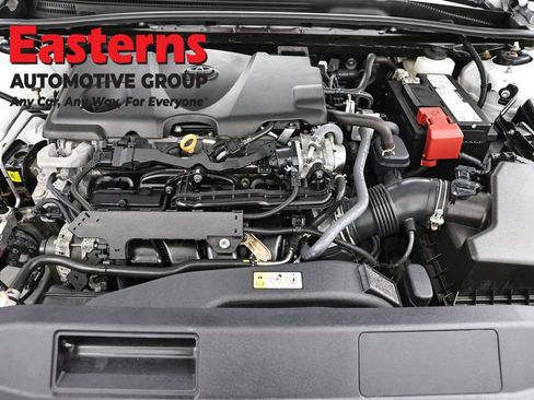 Used 2024 Toyota Camry SE AWD/4WD image 7