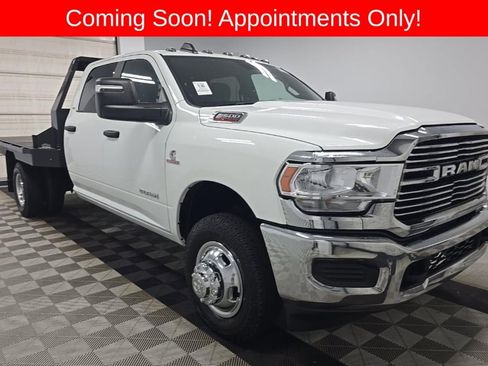 Used 2024 RAM 3500 SLT w/ Quick Order Package 2YG SLT AWD/4WD image 1