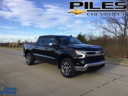 Used 2023 Chevrolet Silverado 1500 LT image 1