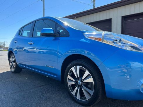 Used 2014 Nissan Leaf SL w/ Premium Package image 21