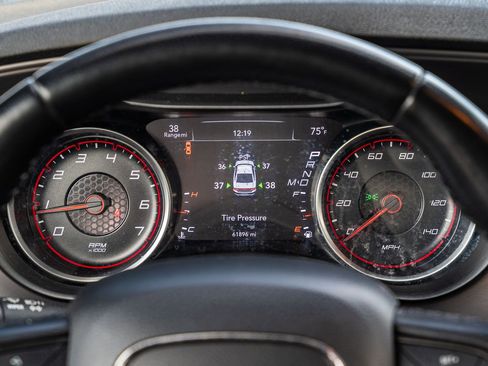 Used 2023 Dodge Charger SXT image 23