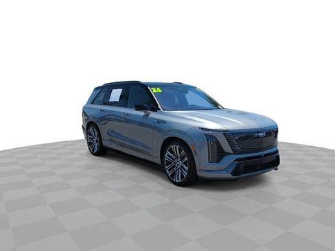 Used 2026 Cadillac Vistiq Platinum w/ LPO, Floor Liner Package AWD/4WD image 3