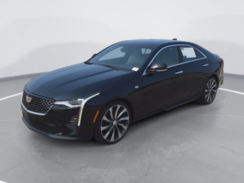 Used 2023 Cadillac CT4 Luxury w/ Sun And Sound Package RWD image 7
