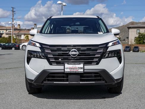 New 2026 Nissan Rogue SV image 9