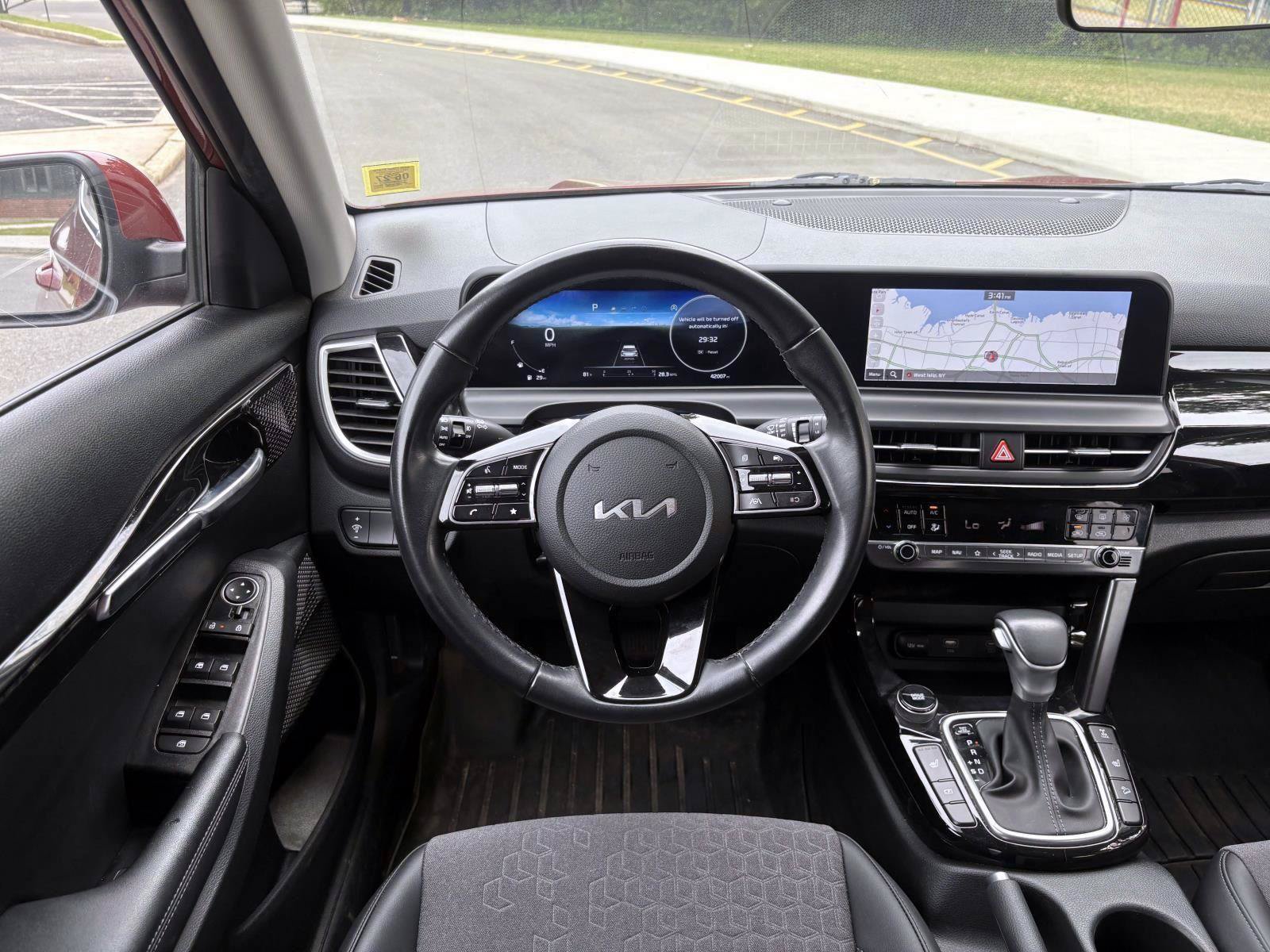 Certified 2024 Kia Seltos S AWD/4WD image 14