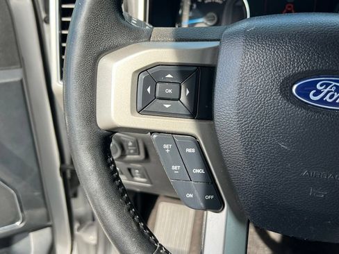 Used 2019 Ford F150 Lariat RWD image 29