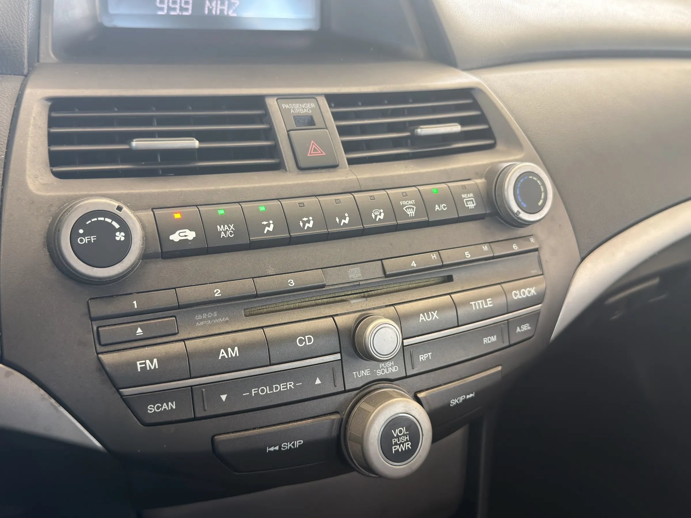 Used 2011 Honda Accord LX image 28