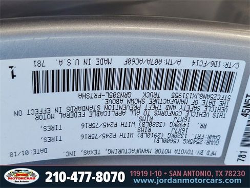 Used 2018 Toyota Tacoma SR5 w/ Exterior Package image 30