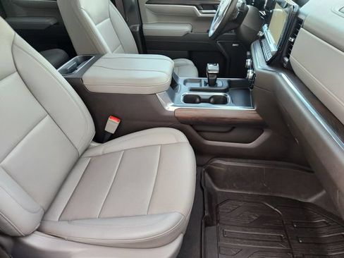 Used 2024 GMC Sierra 1500 SLT AWD/4WD image 20