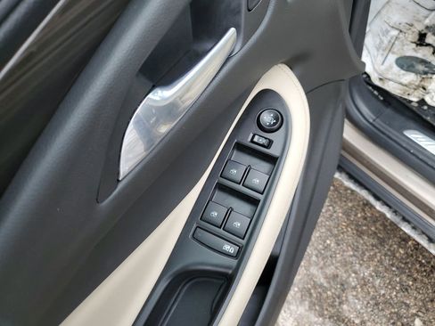 Used 2019 Buick Envision Essence image 19