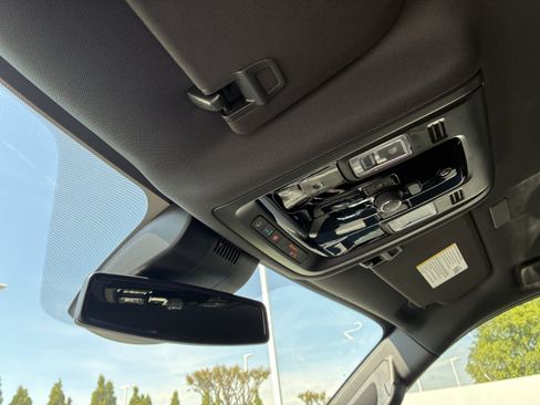 New 2026 Chevrolet Suburban LT w/ Comfort Package RWD image 38