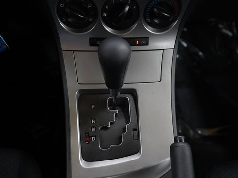 Used 2011 MAZDA MAZDA3 i Touring FWD image 20