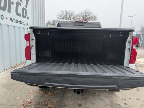 Used 2019 Chevrolet Silverado 1500 LT Trail Boss image 26
