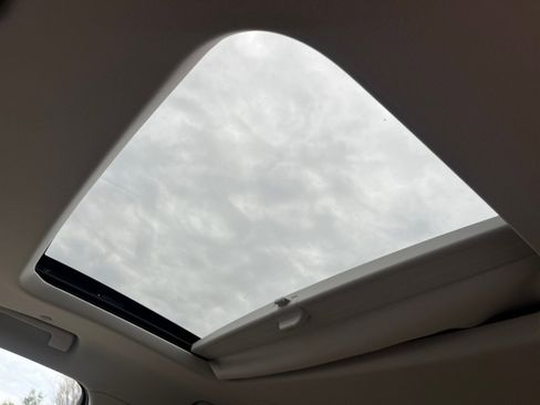 Used 2021 Chevrolet Traverse Premier w/ LPO, Cargo Package image 33