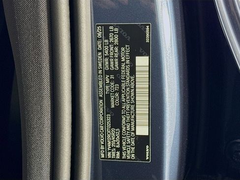 Certified 2026 Volvo XC60 B5 Plus w/ Protection Package Premier image 32