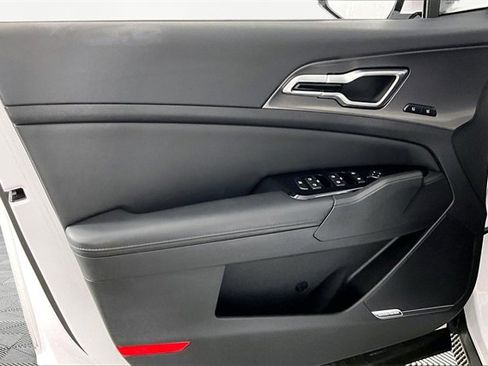 Certified 2023 Kia Sportage SX image 20