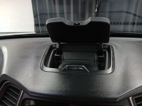 Used 2015 Hyundai Santa Fe Sport AWD/4WD image 39