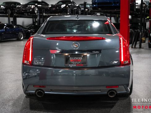 Used 2011 Cadillac CTS V RWD image 4