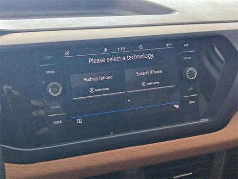 Used 2022 Volkswagen Taos SE image 21