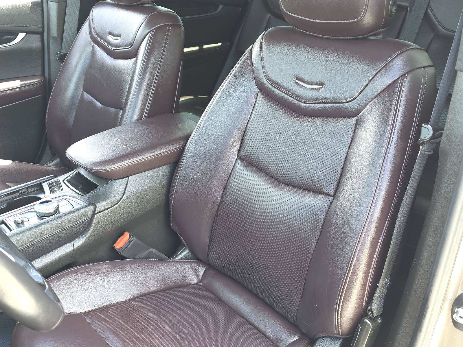 Certified 2023 Cadillac XT6 Premium Luxury FWD image 19