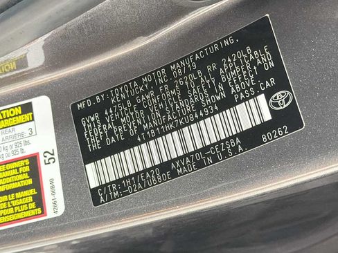 Certified 2019 Toyota Camry SE FWD image 11