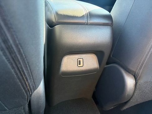 Used 2025 Nissan Sentra SV FWD image 21