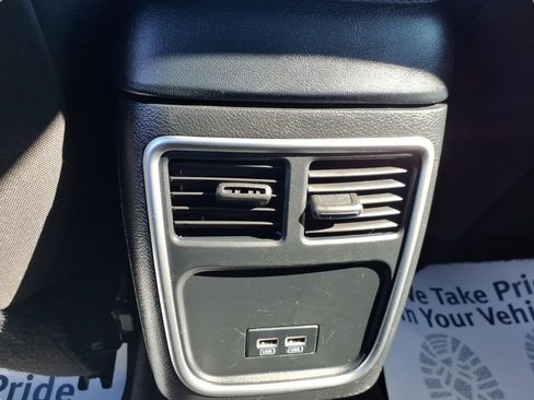 Used 2023 Dodge Charger SXT image 27