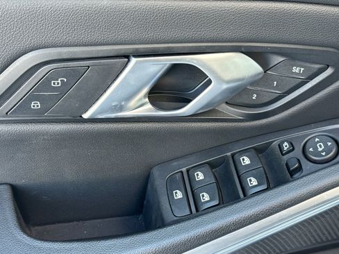 Used 2025 BMW 330i Sedan RWD image 14