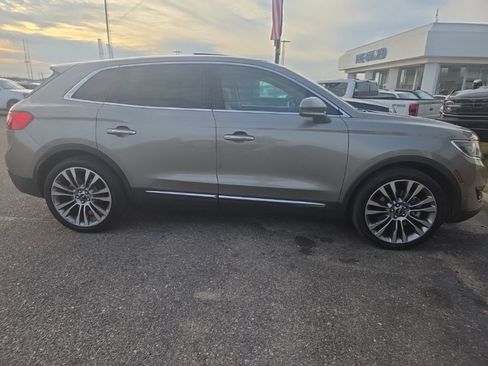 Used 2016 Lincoln MKX Reserve w/ Technology Package image 8