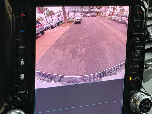 Used 2025 RAM 1500 Laramie image 20