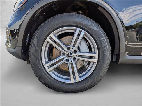 Certified 2022 Mercedes-Benz GLC 300 image 23