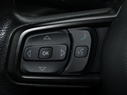 Used 2022 Jeep Wrangler Sport image 28