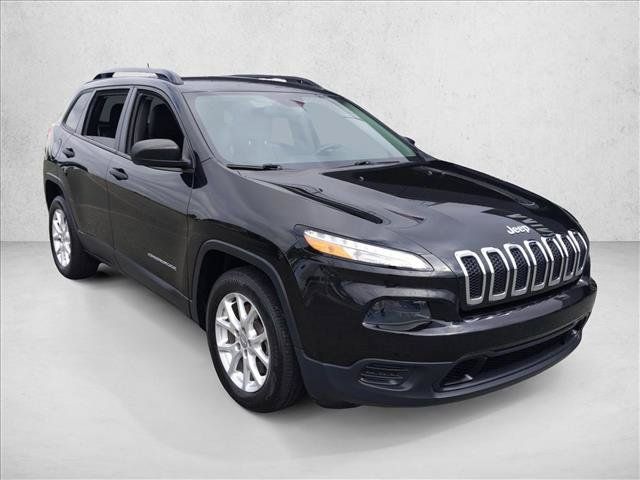 Used 2016 Jeep Cherokee Sport FWD image 3