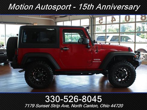 Used 2012 Jeep Wrangler Sport AWD/4WD image 12