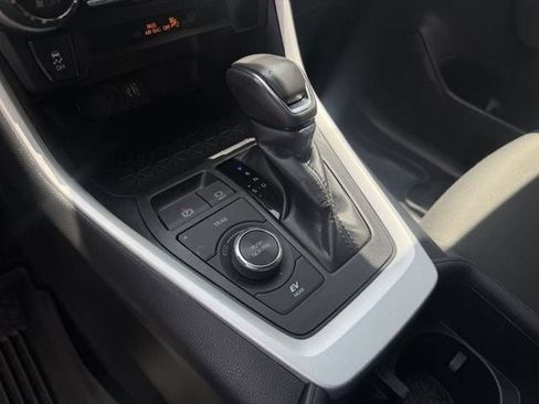 Used 2023 Toyota RAV4 SE AWD/4WD image 17
