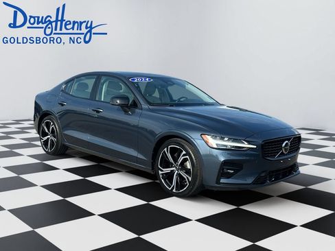 Used 2024 Volvo S60 B5 Core AWD/4WD image 7
