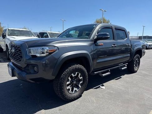 Used 2021 Toyota Tacoma TRD Off-Road w/ Technology Package RWD image 1