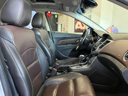 Used 2015 Chevrolet Cruze LTZ w/ Sun, Sound and Sport Package FWD image 20