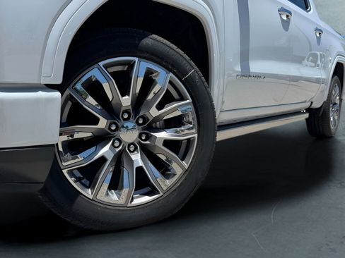 New 2026 GMC Sierra 1500 Denali w/ Denali Reserve Package AWD/4WD image 2