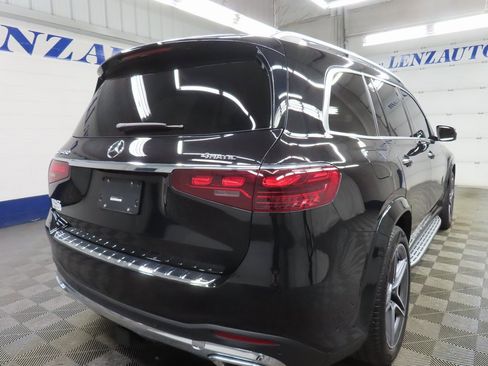 Used 2025 Mercedes-Benz GLS 450 4MATIC image 4