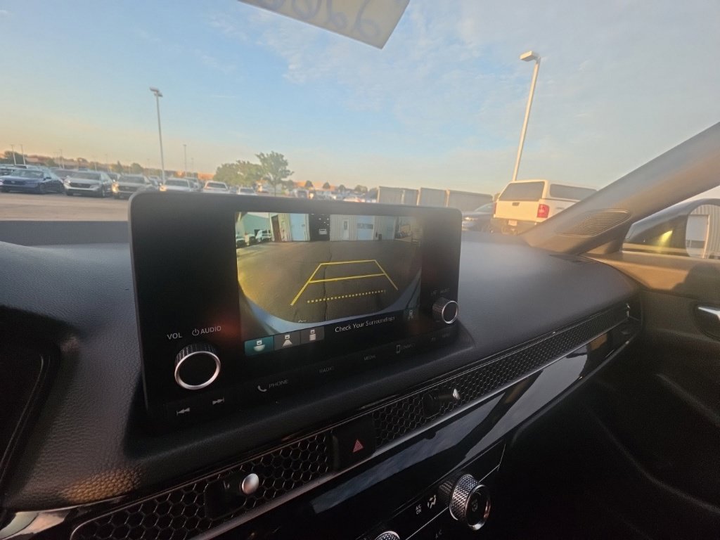 Used 2025 Honda Civic Sport image 19