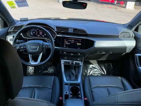 Used 2021 Audi Q3 2.0T Premium w/ Convenience Package AWD/4WD image 17