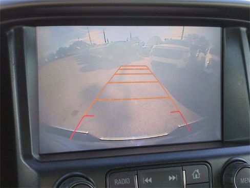 Used 2017 Chevrolet Colorado Z71 image 23