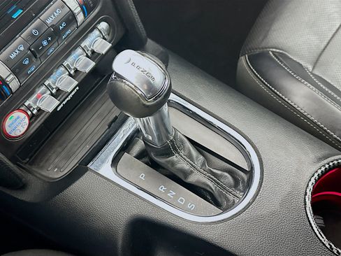 Used 2017 Ford Mustang GT Premium RWD image 24